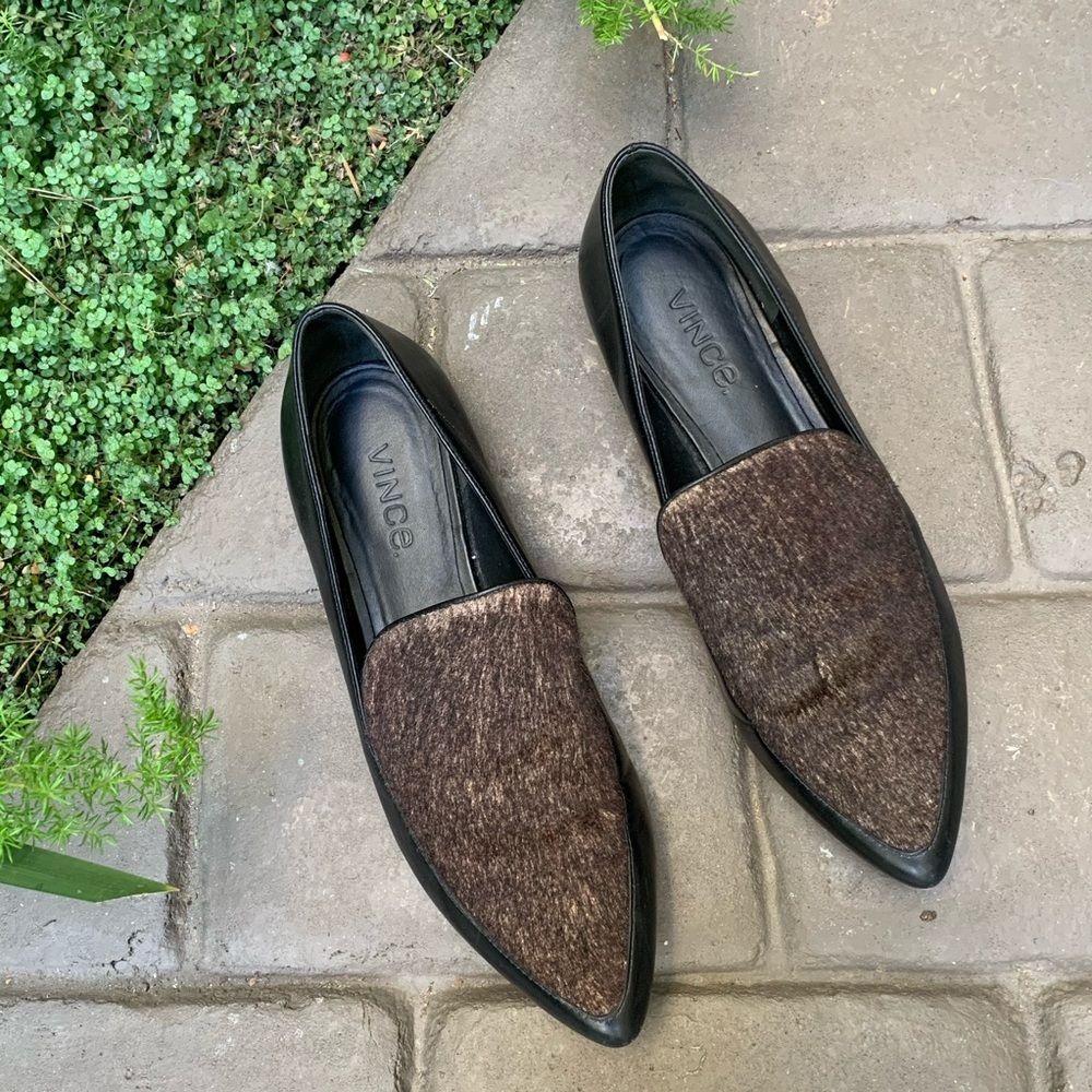 VINCE fur pointy toe leather flats